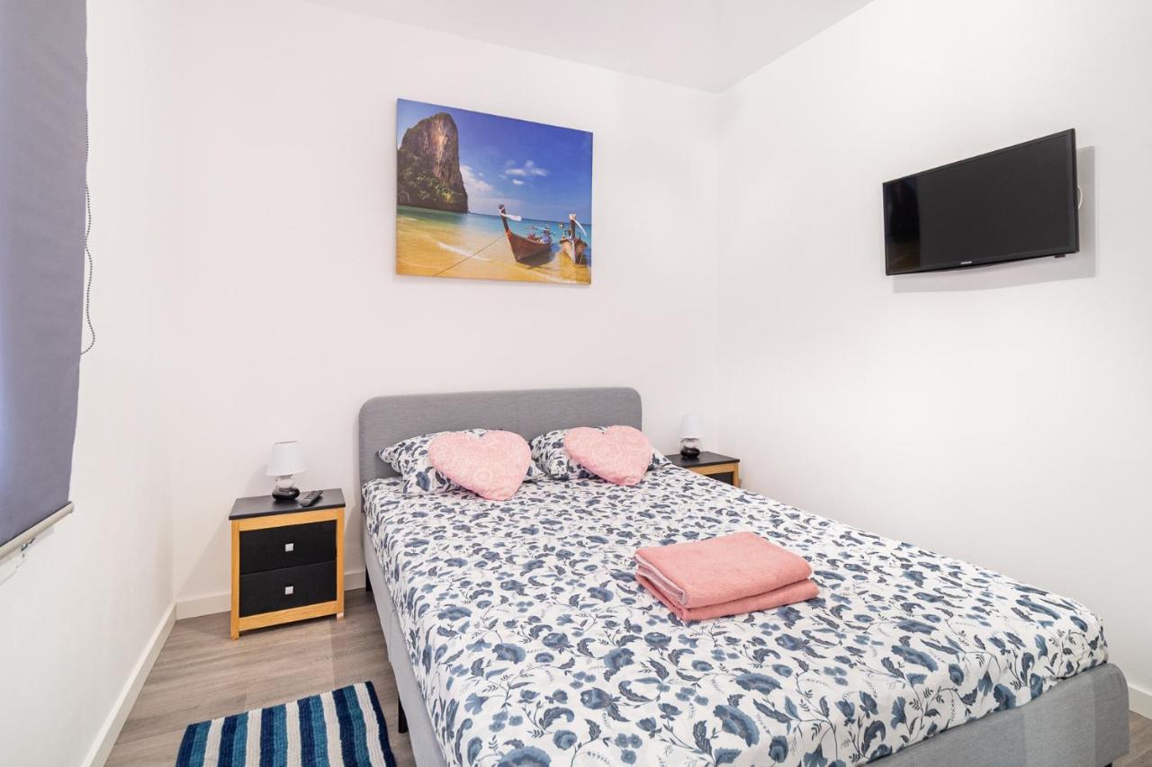 Magic Badalona House Apartment Exterior photo